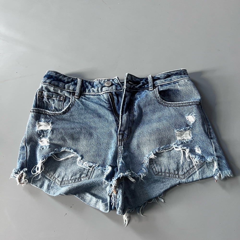 XS
